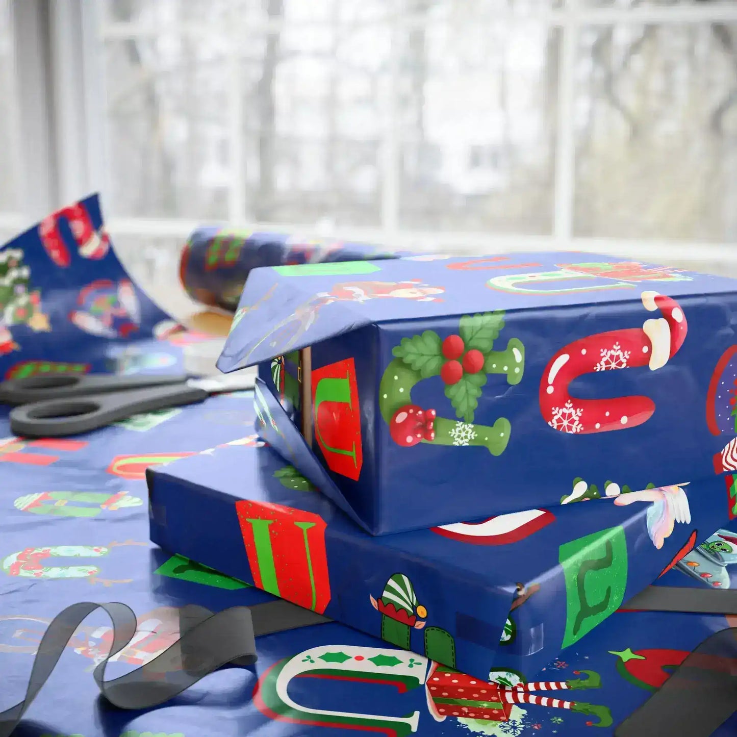 "U" Christmas Wrapping Paper – Alphabet Gift Swap Collection